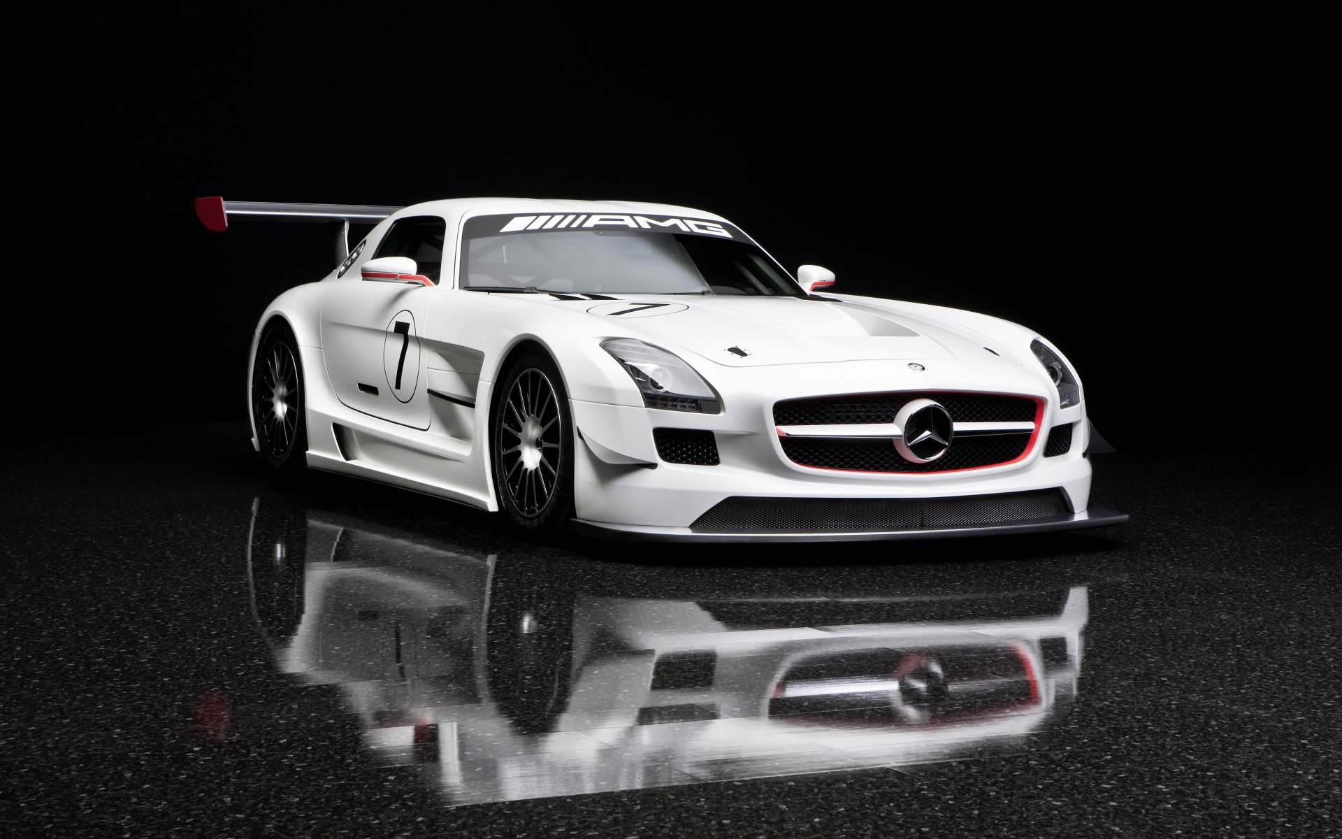 2011-SLS-AMG-GT3_02