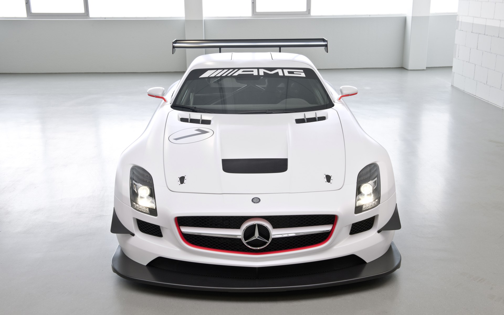 2011-SLS-AMG-GT3_18