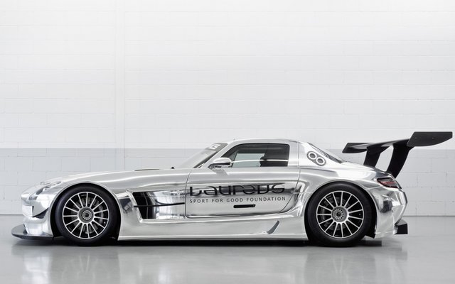 2010_SLS-AMG-GT3_Laureus_05