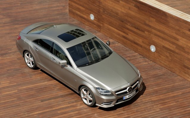 2012_CLS-Class_10
