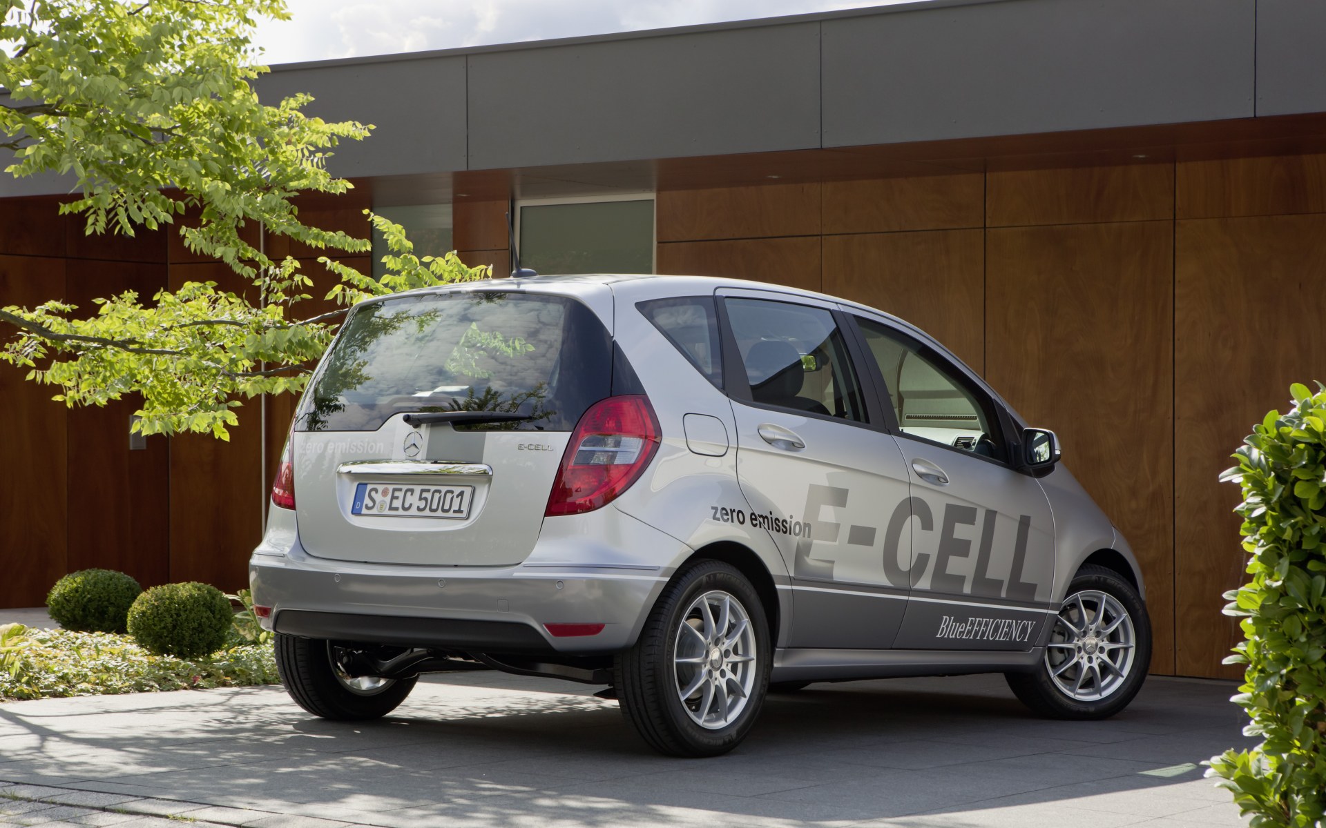 2011_A-Class_E-Cell_03