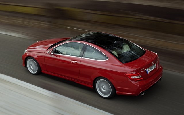 2011_C204_C-Class-Coupe_02