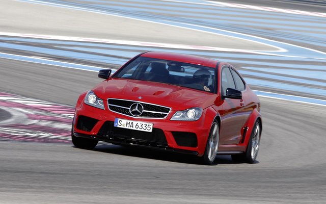 2012_c63amg-blackseries_9