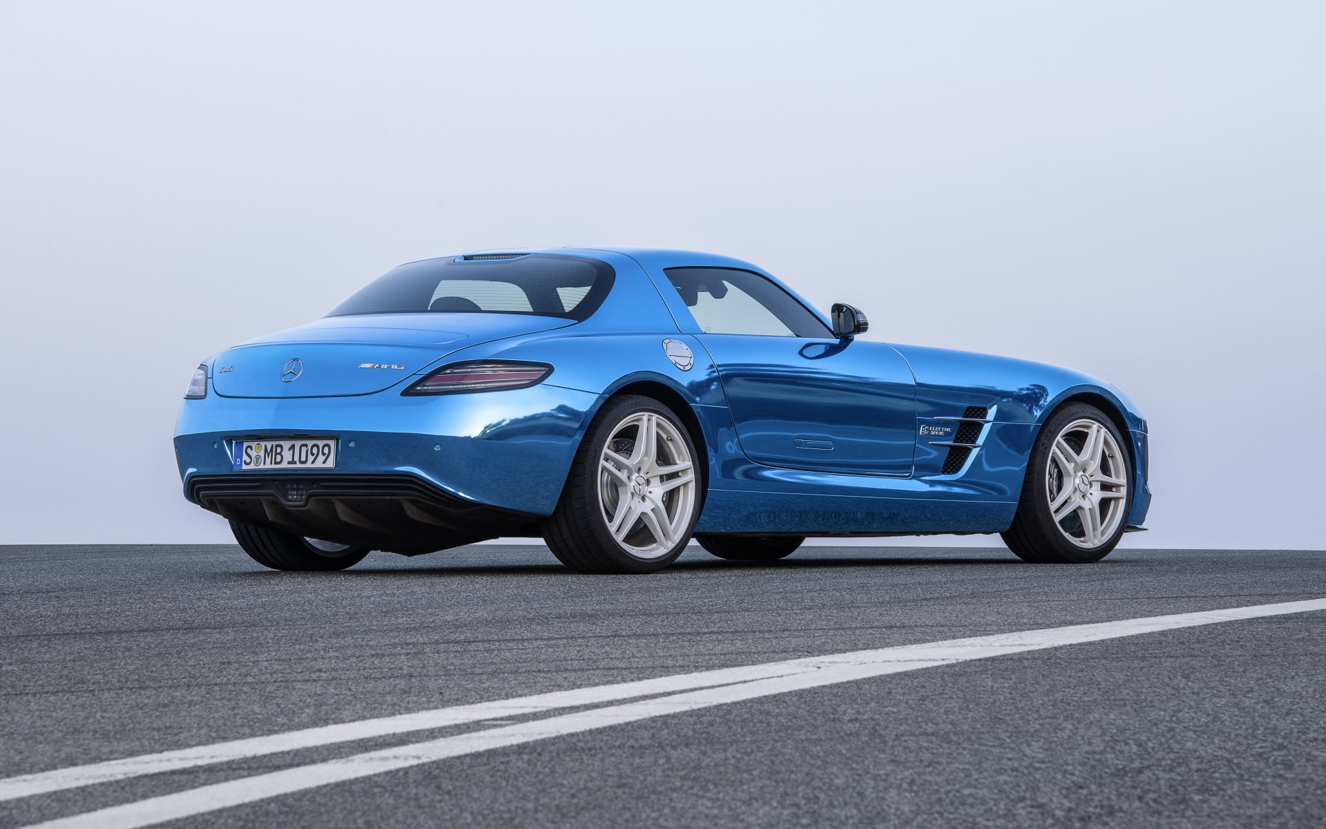 2013_SLS-AMG-Electric-Drive_5