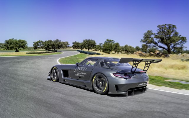 2012_SLS-AMG-GT3_45anniversary_2