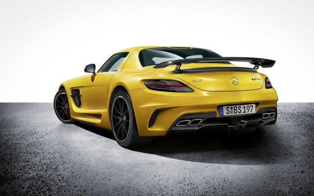 2013_SLS-AMG-Black-Series_2