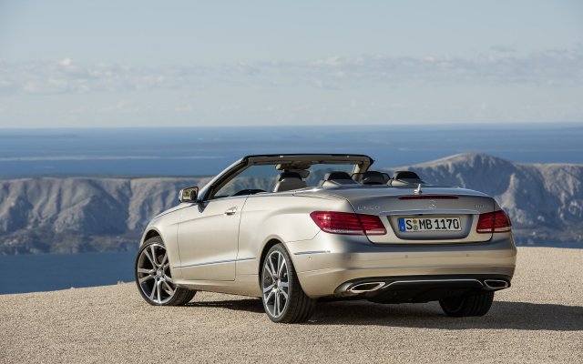 2013_E-Class_Cabrio_207_05