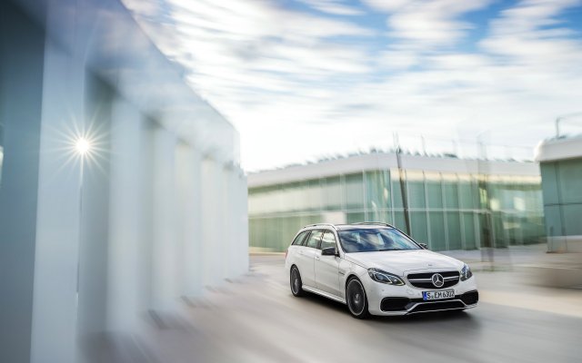 2013_E-Klasse_E63AMG_10_T-Modell