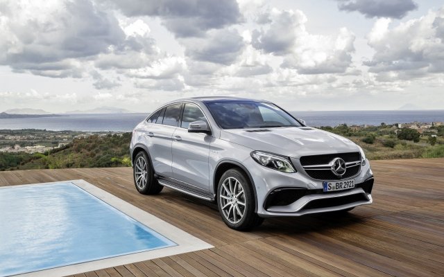 2015_gle-63-amg-coupe_10