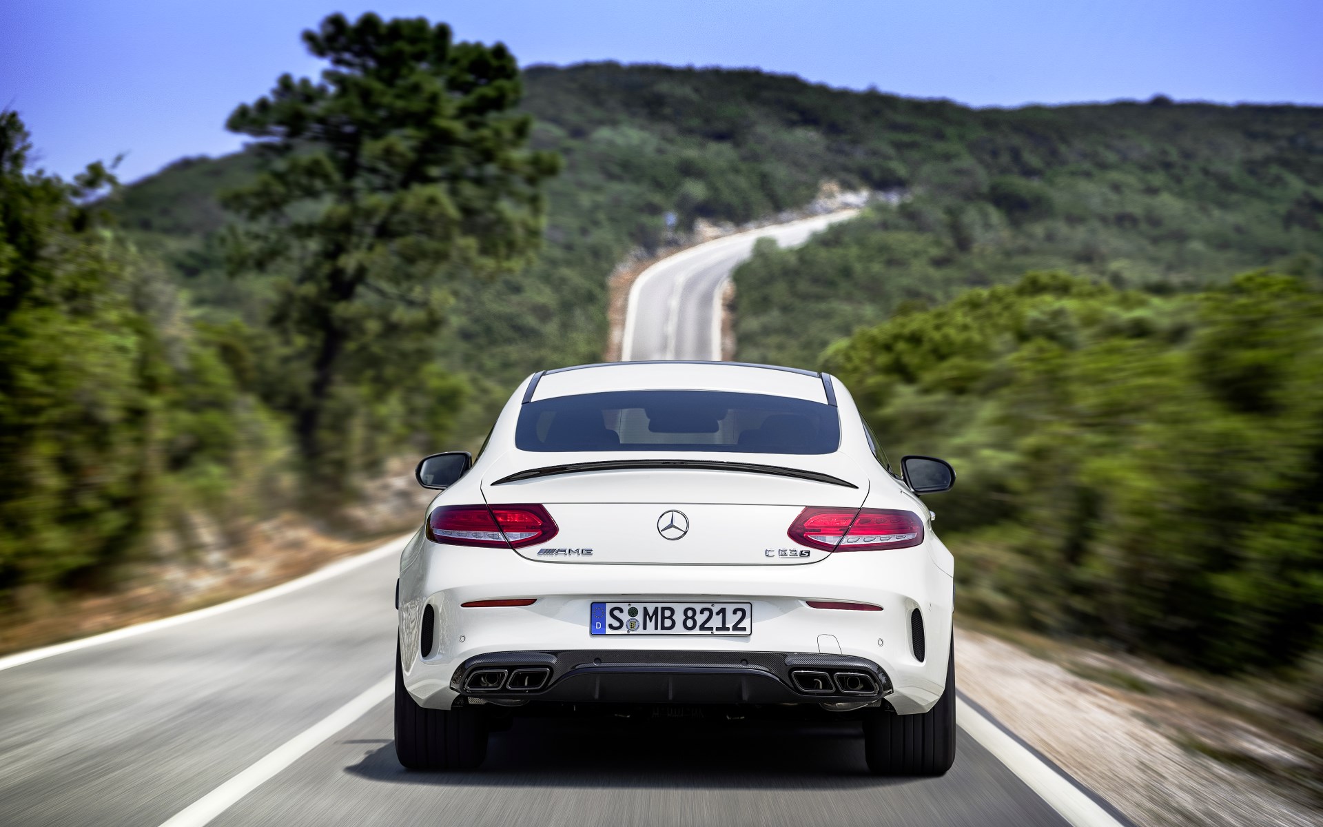 2015_c205_amg-c63_coupe_2