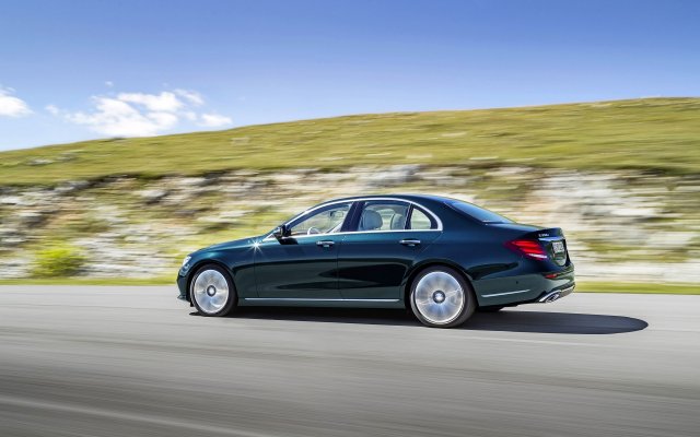 2016_e350e_w213_3
