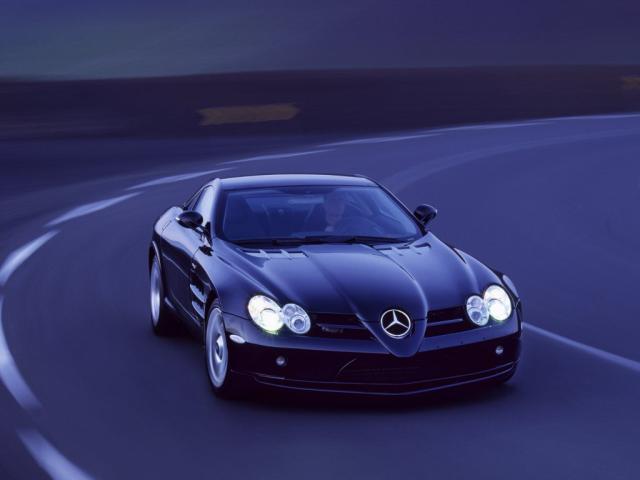 C199 McLaren SLR 34