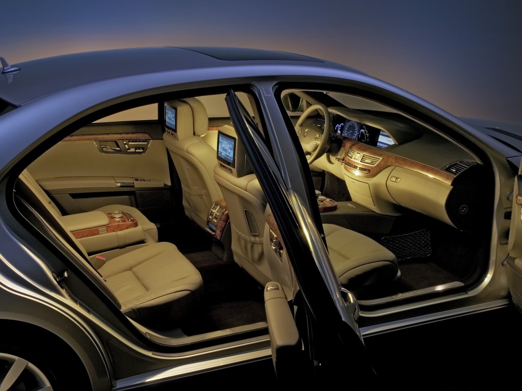 2005 S-Klasse S500 Interieur W221 07