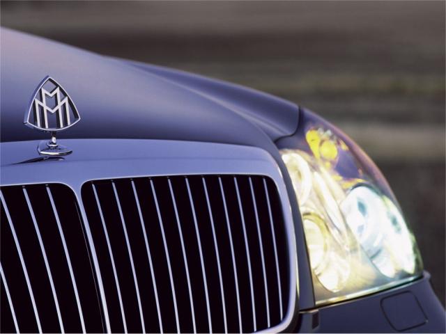 2002 Maybach 18